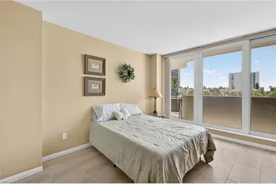 4001 Gulf Shore Blvd N #303, Naples, FL 34103 - Photo 18