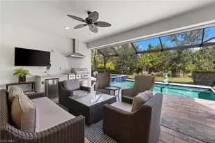 6907 Cocoplum St, Naples, FL 34114 - Photo 14