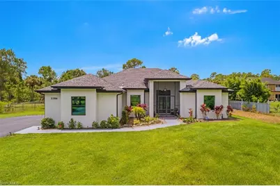 2286 2nd Ave SE, Naples, FL 34117 - Photo 2