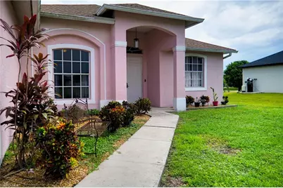 5325 Beauty St, Lehigh Acres, FL 33971 - Photo 2