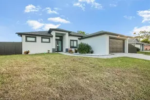 1124 NE 35th Ln, Cape Coral, FL 33909 - Photo 6