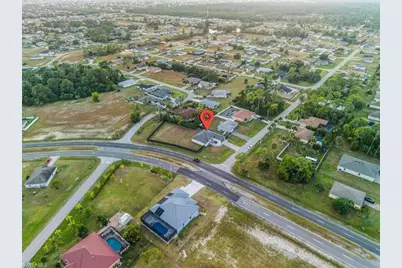 1124 NE 35th Ln, Cape Coral, FL 33909 - Photo 48