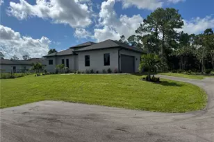 308 Golden Gate Blvd E, Naples, FL 34120 - Photo 4