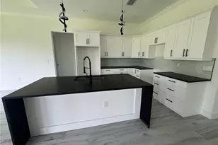 308 Golden Gate Blvd E, Naples, FL 34120 - Photo 18