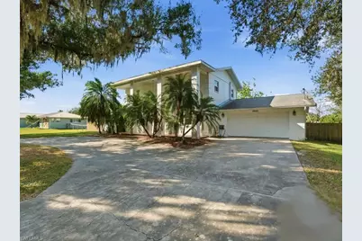 4920 Shady River Ln, Fort Myers, FL 33905 - Photo 4