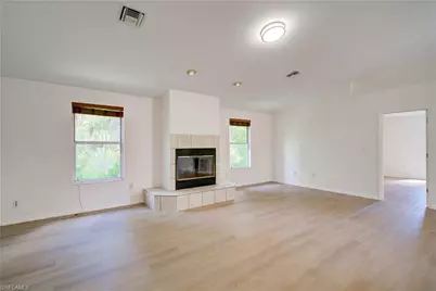 731 Jung Blvd E, Naples, FL 34120 - Photo 18
