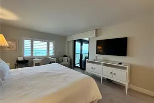 10951 Gulf Shore Dr, Naples, FL 34108 - Photo 24