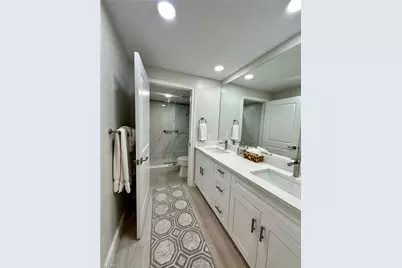 10951 Gulfshore Dr #1405, Naples, FL 34108 - Photo 26