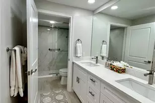 10951 Gulf Shore Dr, Naples, FL 34108 - Photo 26