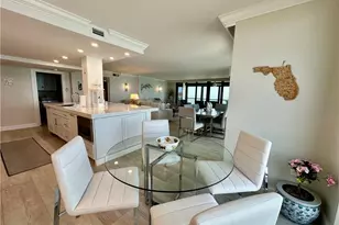 10951 Gulf Shore Dr, Naples, FL 34108 - Photo 6