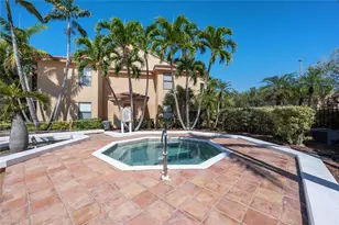 2190 Arbour Walk Cir, Naples, FL 34109 - Photo 24