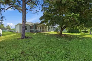 8346 Bamboo Rd, Fort Myers, FL 33967 - Photo 28