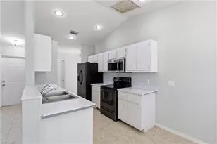 8346 Bamboo Rd, Fort Myers, FL 33967 - Photo 12