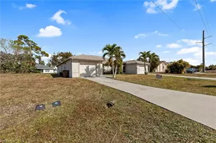 845 SE 8th Terrace, Cape Coral, FL 33990 - Photo 24