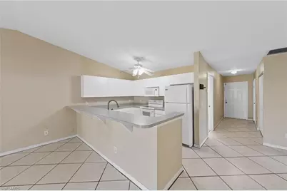 845 SE 8th Ter, Cape Coral, FL 33990 - Photo 6