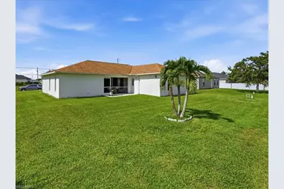 203 NE 24th Ter, Cape Coral, FL 33909 - Photo 24