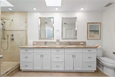 1330 SW 4th Ct, Cape Coral, FL 33991 - Photo 16