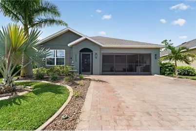 20404 Camino Torcido Loop, North Fort Myers, FL 33917 - Photo 2