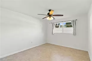 4290 Gulfstream Dr, Naples, FL 34112 - Photo 20