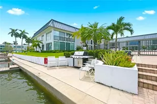 333 Harbour Dr, Naples, FL 34103 - Photo 28