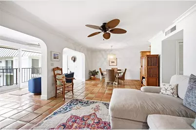 333 Harbour Dr #209, Naples, FL 34103 - Photo 10