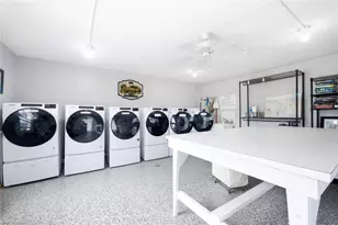 333 Harbour Dr, Naples, FL 34103 - Photo 24