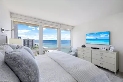 4051 Gulf Shore Blvd N #105, Naples, FL 34103 - Photo 12