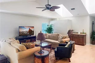 776 Eagle Creek Dr, Naples, FL 34113 - Photo 6