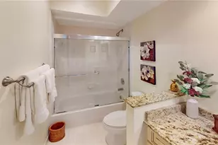 776 Eagle Creek Dr, Naples, FL 34113 - Photo 22