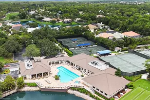776 Eagle Creek Dr, Naples, FL 34113 - Photo 2