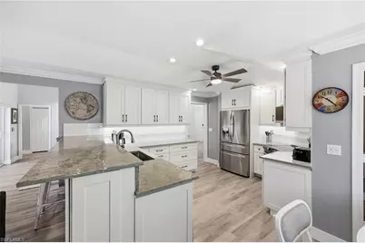 789 Coldstream Ct, Naples, FL 34104 - Photo 10