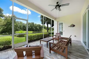 7801 Hawthorne Dr, Naples, FL 34113 - Photo 16
