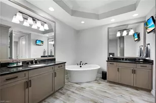 7801 Hawthorne Dr, Naples, FL 34113 - Photo 10