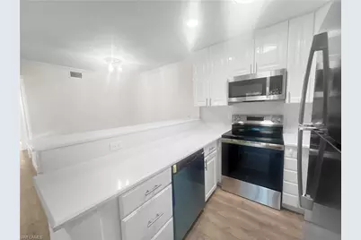 766 Central Ave #113, Naples, FL 34102 - Photo 6