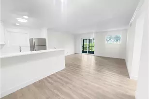 766 Central Ave, Naples, FL 34102 - Photo 8