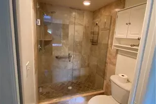 7831 Regal Huron Circle, Naples, FL 34104 - Photo 8