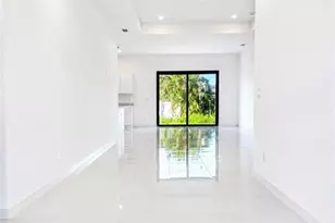 2918 Diplomat Pkwy W, Cape Coral, FL 33993 - Photo 2