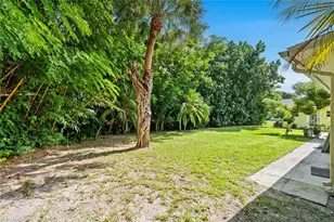 2437 Sunset Ave, Naples, FL 34112 - Photo 24