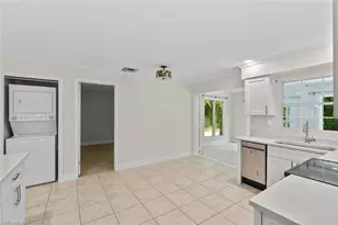 2437 Sunset Ave, Naples, FL 34112 - Photo 8