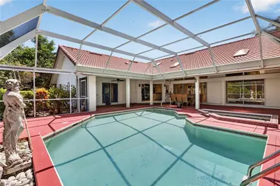 240 Stonegate Ct, Naples, FL 34119 - Photo 20