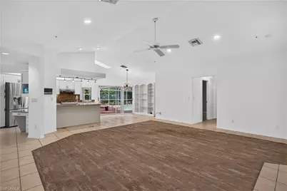 240 Stonegate Ct, Naples, FL 34119 - Photo 10
