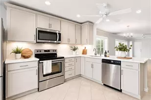 8732 Querce Ct, Naples, FL 34114 - Photo 8
