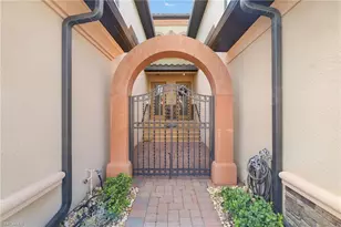 28021 Cookstown Ct, Bonita Springs, FL 34135 - Photo 4