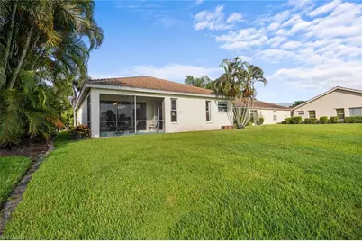 11227 Lakeland Cir, Fort Myers, FL 33913 - Photo 38