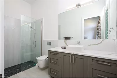 4 Willoughby Dr, Naples, FL 34110 - Photo 16