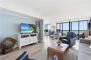 9375 Gulf Shore Dr Dr, Naples, FL 34108 - Photo 6