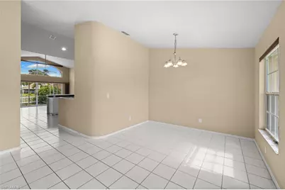 12641 Eagle Pointe Cir, Fort Myers, FL 33913 - Photo 2