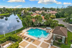 12641 Eagle Pointe Cir, Fort Myers, FL 33913 - Photo 42