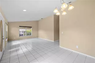 12641 Eagle Pointe Cir, Fort Myers, FL 33913 - Photo 4