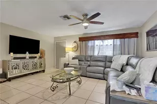 2001 48th St SW, Naples, FL 34116 - Photo 6